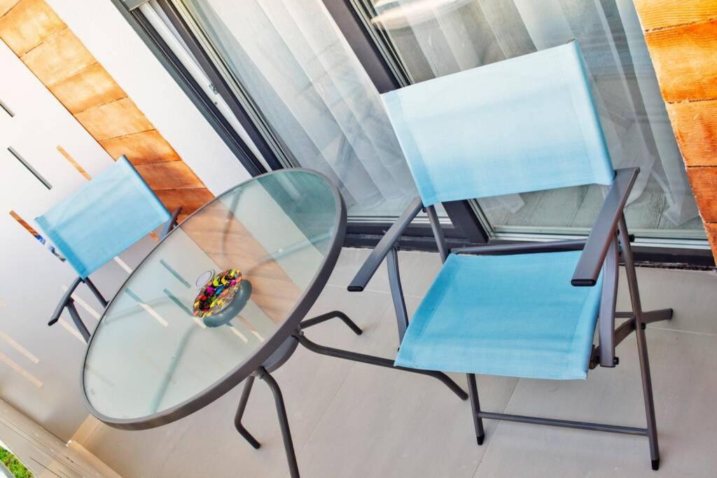 Dream Apartment+Parcare Gratuita Oradea Buitenkant foto